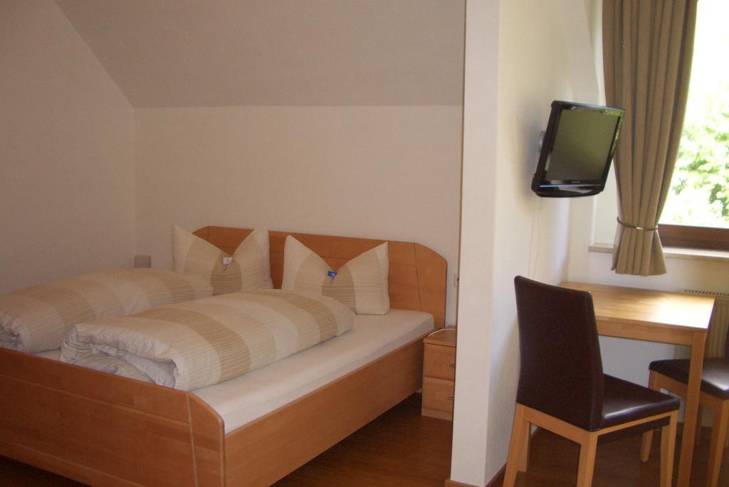 Gaestehaus Weberskirch Ernst Cameră foto